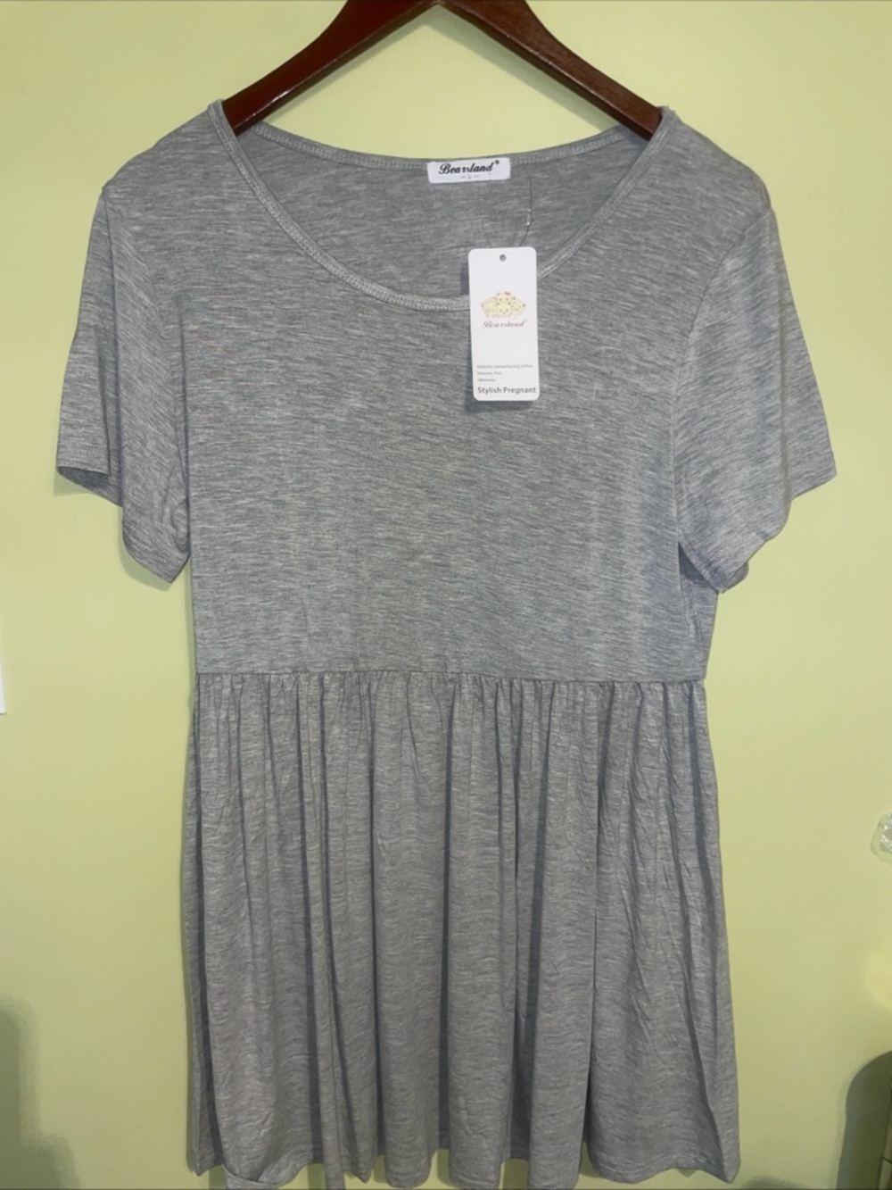 Bearsland Gray Maternity/Nursing Top Size Lg NWT